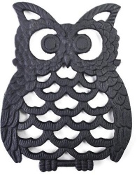 100% Handmade Cast Iron Hollowing Design Owl Shaped Pot Holder Kitchen Trivet Heat Resistance